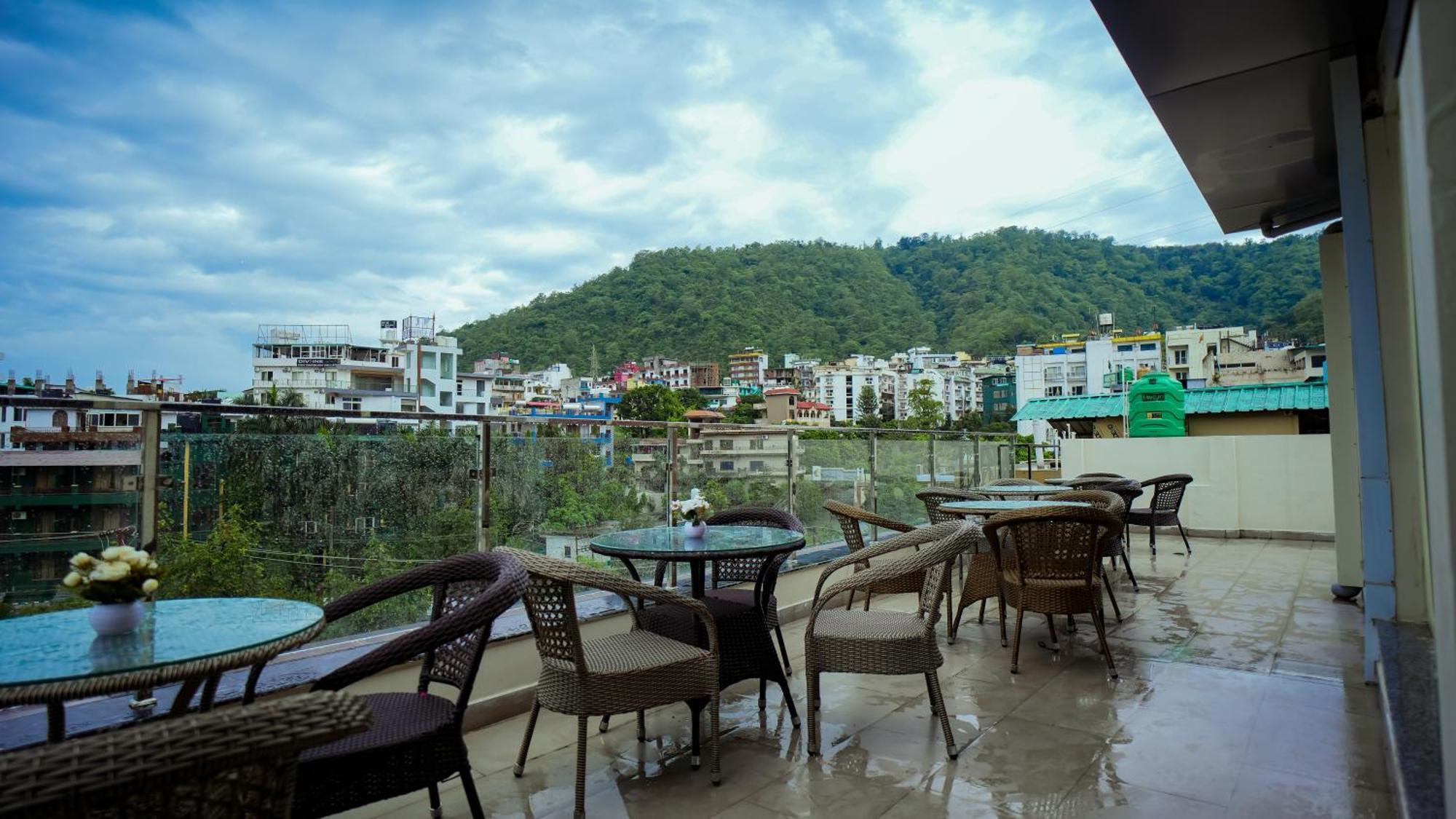 Hotel Lords Valley Rishikesh Exterior photo